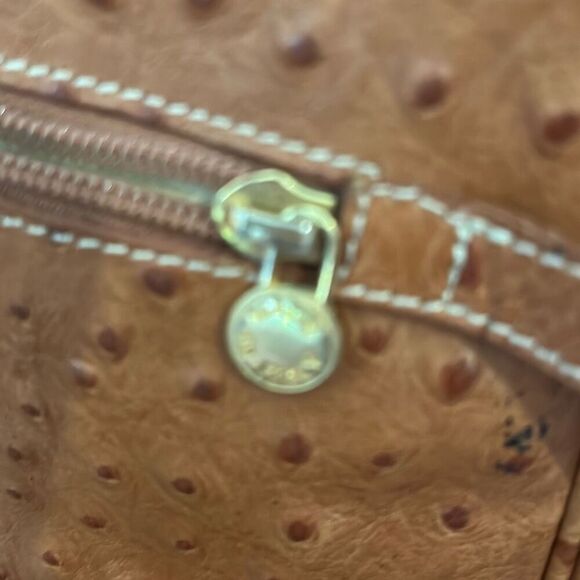 Gorgeous vintage ostrich handbag made in Italy - Picture 4 of 9